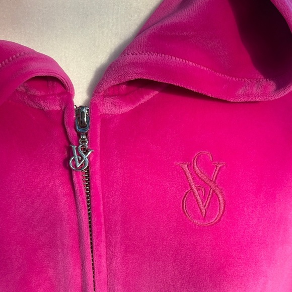 Victoria’s Secret Hot Pink Velour Full Zip Jacket - Picture 4 of 8